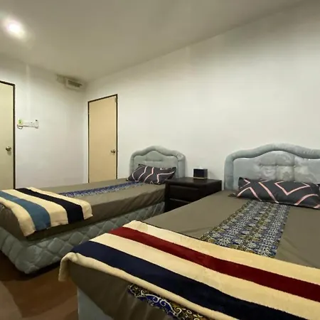Oyo 90397 Rimba Lodge
